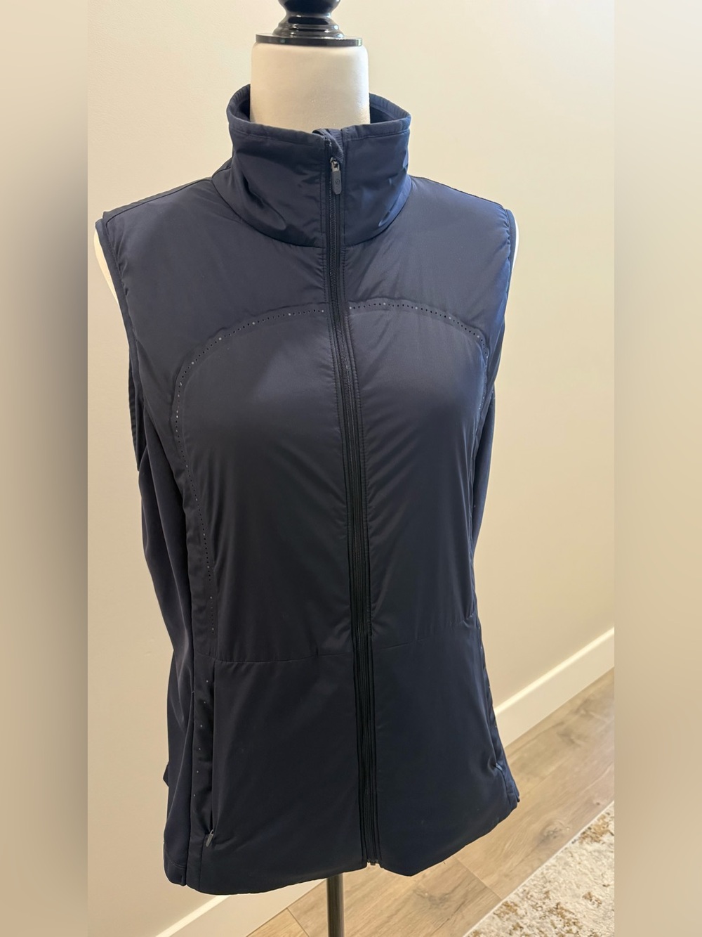 lululemon athletica Navy Quilted Zip-Up Run for Cold Vest